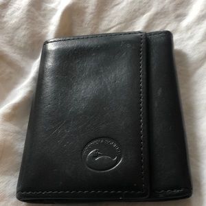 Men’s black Dooney & Bourke wallet